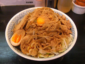 あとまくぶろぐ ラーメン大 高円寺店の油そば