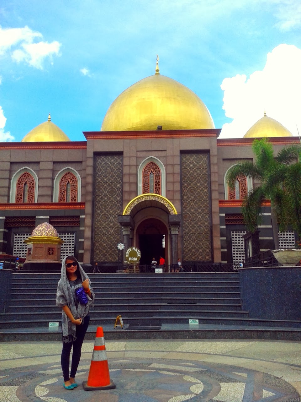 Masjid Kubah Emas Depok Untold Story