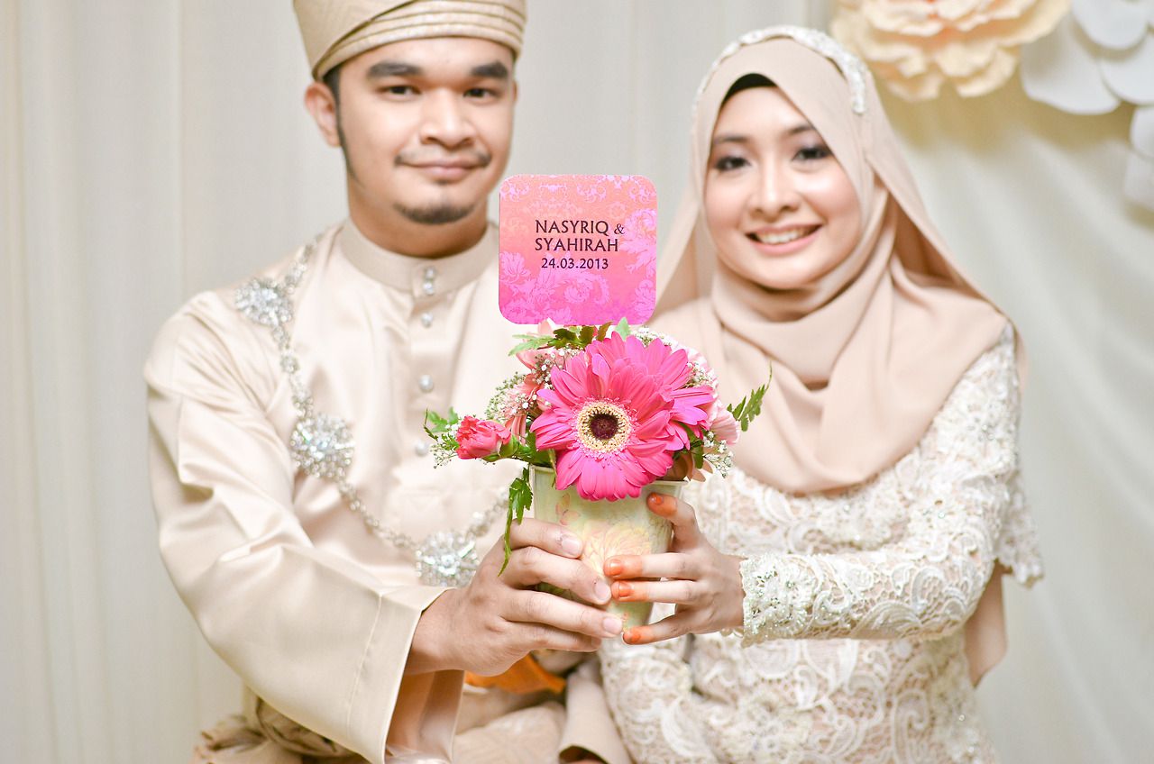 19 Gambar Kebaya Akad Nikah Terbaru 2019