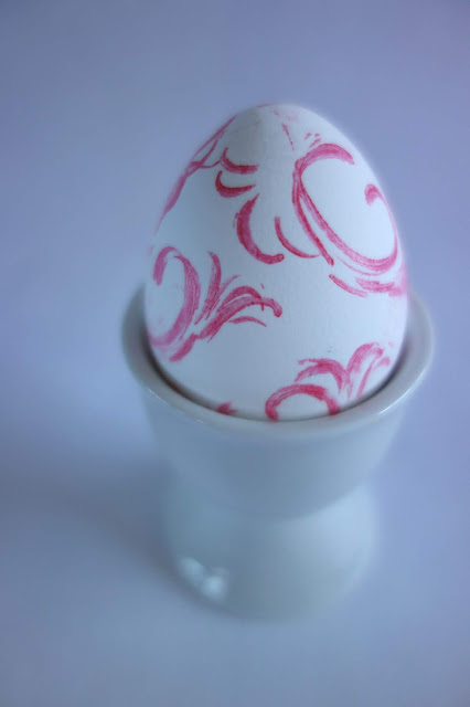 eggs, Easter Eggs, Easter, Easter egg decorating ideas, Easter crafts, rubber stamps and ink pad, blah to TADA, craft ideas, how to decorate Easter Eggs