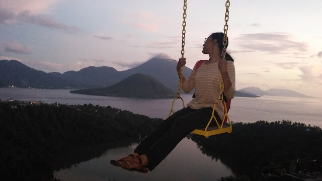 Ayunan gantung di Danau Laguna Ternate