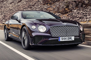 Bentley Continental GT Mulliner Blackline Specification (2022) Front Side