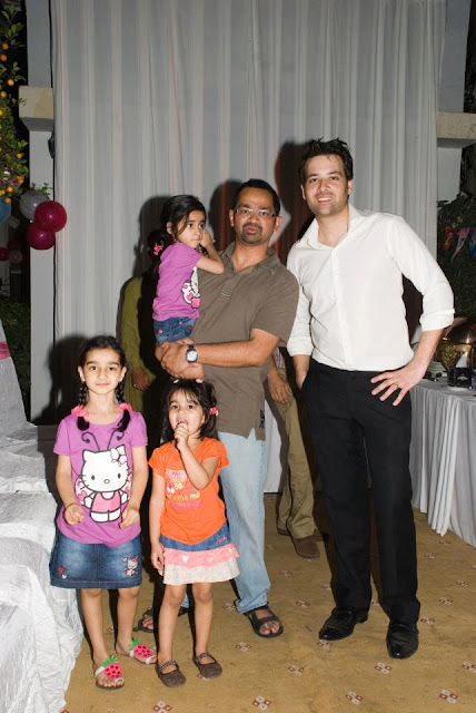 latest Mikaal Zulfiqar images