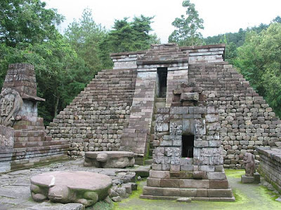 Tempat Wisata Di Karanganyar Tawangmangu Terbaru Dan Terbaik Untuk Rekomendasi Liburan Kamu, candi sukuh