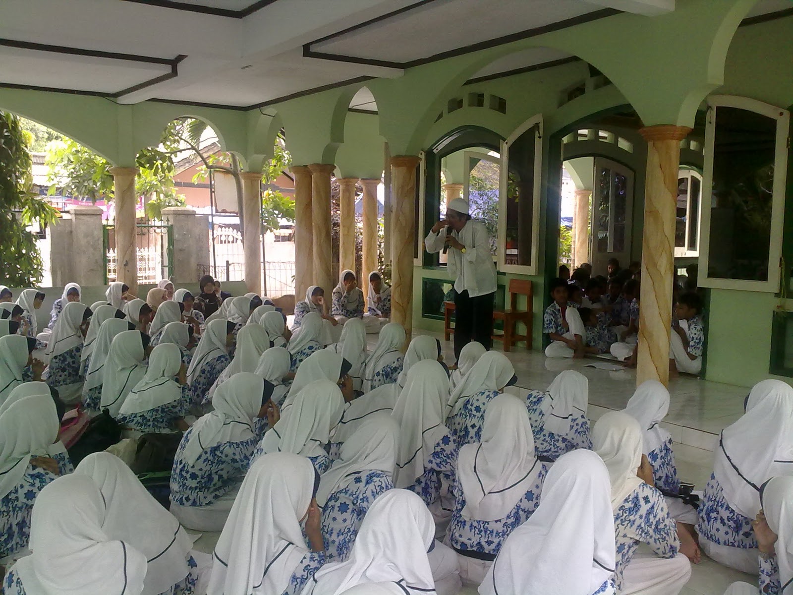 Materi Ceramah Dan Kultum  Review Ebooks