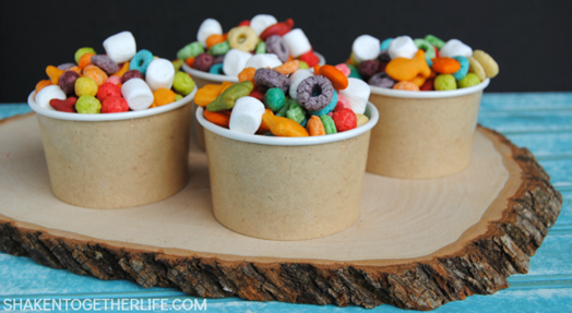 easy-rainbow-snack-mix-featured