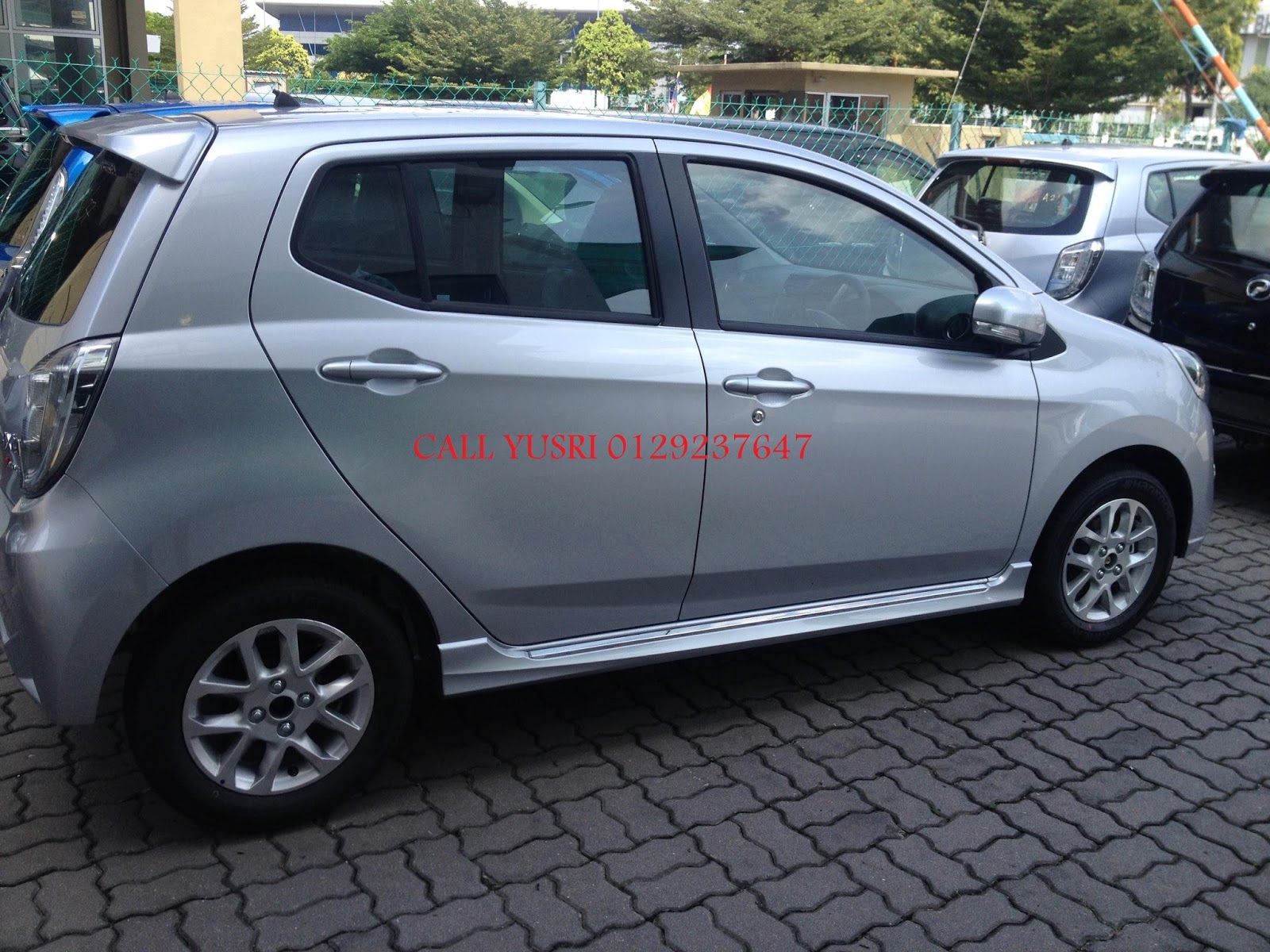 Perodua Axia,Warna pilihan,Varian dan Harga terkini 