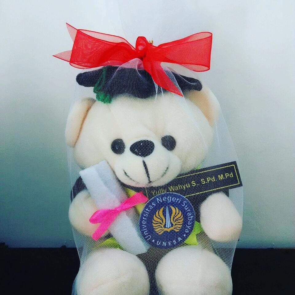  Boneka  wisuda Bear Universitas Negeri Surabaya Kado 