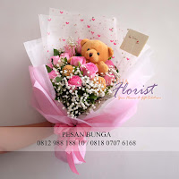  bunga valentine, buket bunga dan cokelat, bouquet rose dan boneka, buket bunga ferrero rocher, buket bunga mawar, bunga mawar valentine, handbouquet mawar, bunga mawar 100tangkai, buket rose, toko bunga, florist jakarta, toko bunga jakarta barat