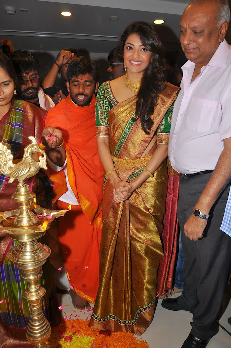 kajal agarwal launches chennai shopping mall unseen pics