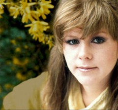 kirsty_maccoll_250232a