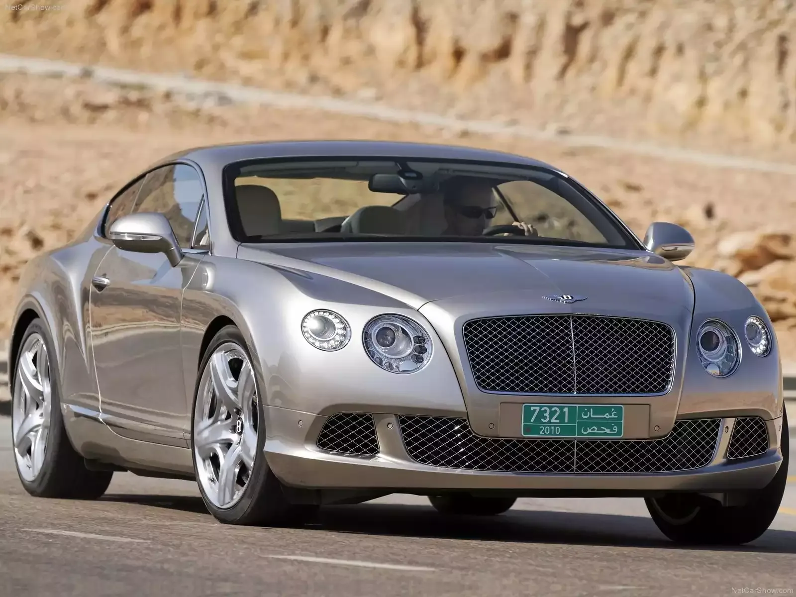 Hình ảnh xe ô tô Bentley Continental GT 2012 & nội ngoại thất