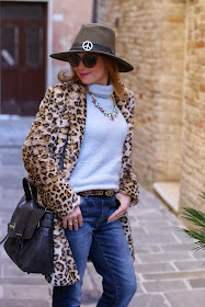 Zara leopard faux fur coat, Ecua-Andino australian hat, satchel bag, Fashion and Cookies, fashion blogger