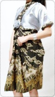 model baju batik wanita