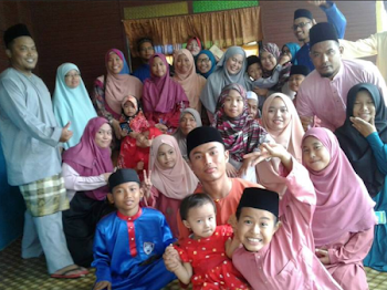 Warna-warni cerita dari PapaG