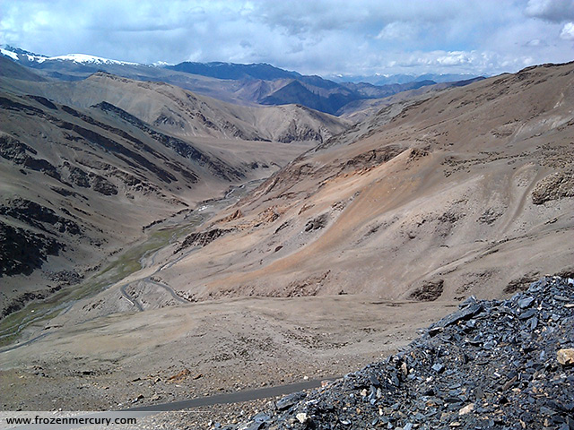 View coming down from ThanglangLa