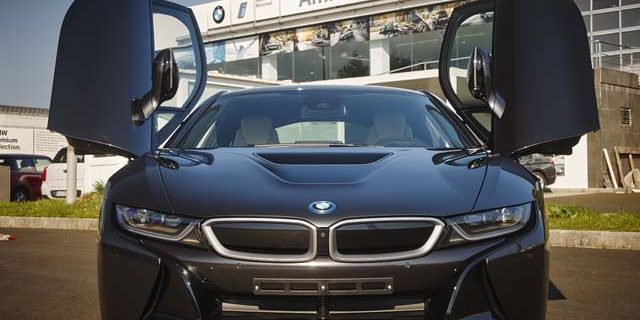 BMW empieza a preparar el inicio de su nueva generación de coches eléctricos con el adiós del BMW i8