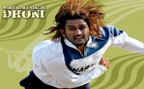  Mahendra Singh Dhoni in long hair stail photos,