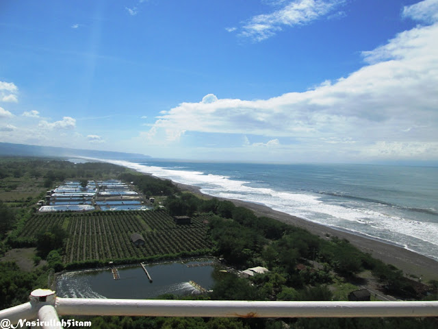 Pemandangan dari atas Mercusuar