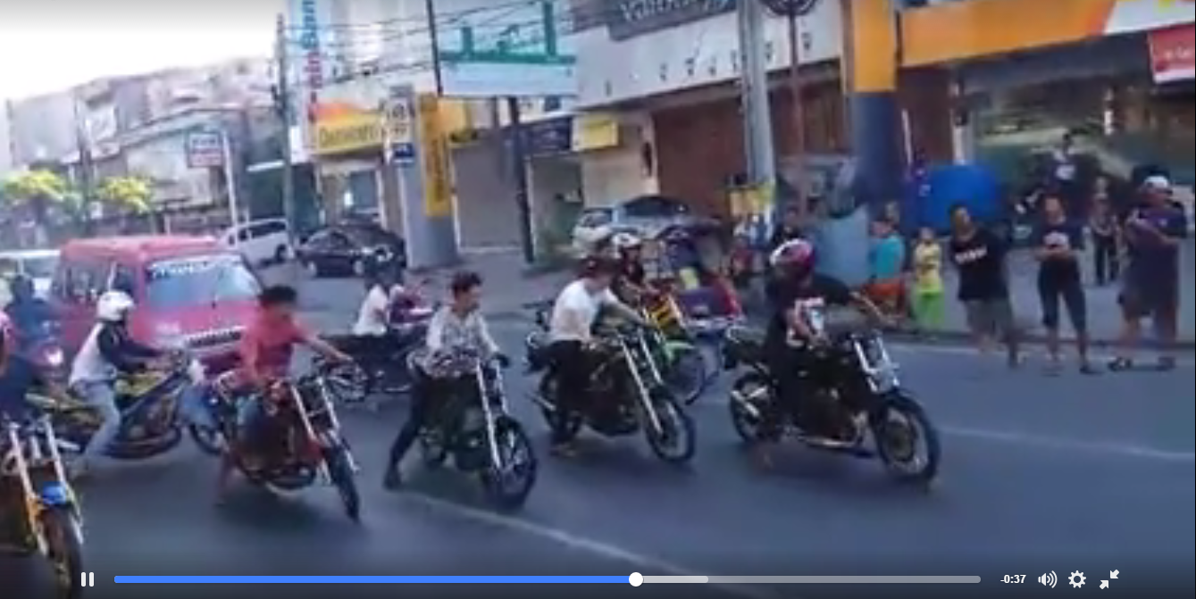 Netizen Geram Para Geng Motor Ini Seenaknya Balapan Di Jalan Raya