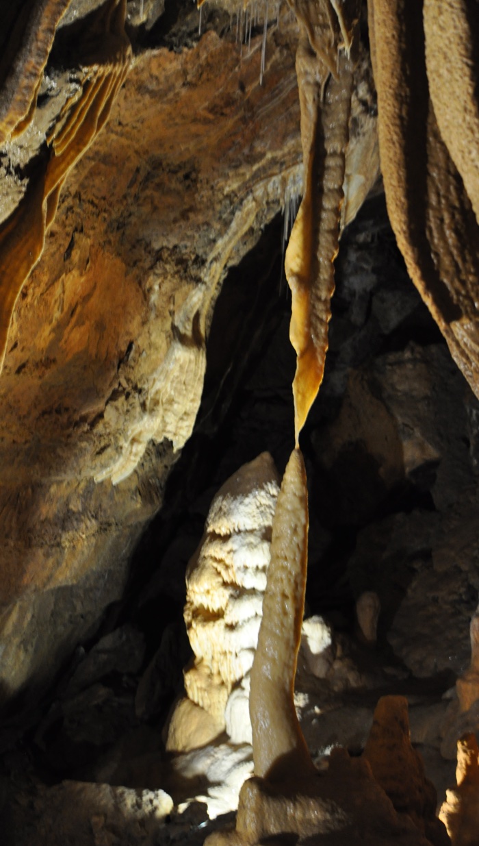 Balade dans la Grotte de Trabuc dans les Cévennes