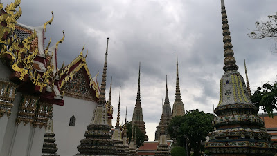  Bangkok es conocido por sus templos budistas. 