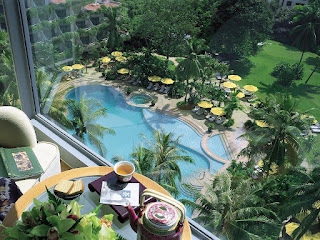 Best Hotel in Singapore for Honeymoon shang ri la