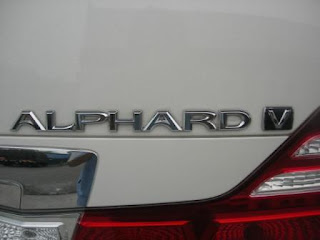 Toyota Alphard Logo G/V