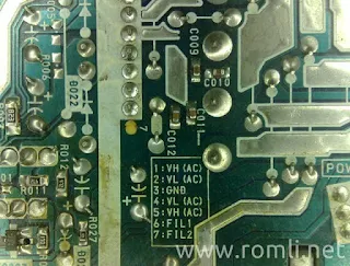 Memperbaiki display mini hi-fi yang mati