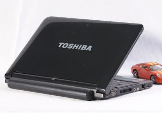 Netbook Bekas Toshiba NB205