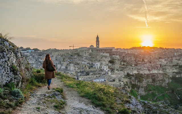 Basilicata is known for the ancient town of Matera where people once lived a troglodyte existence in 'sassi' or cave dwellings