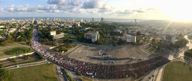 Blog Isla Mía marcha 1 de Mayo Cuba