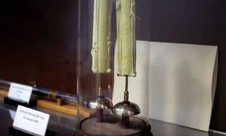 The unsolved mystery of the electric bell that has been in operation for over 175 years