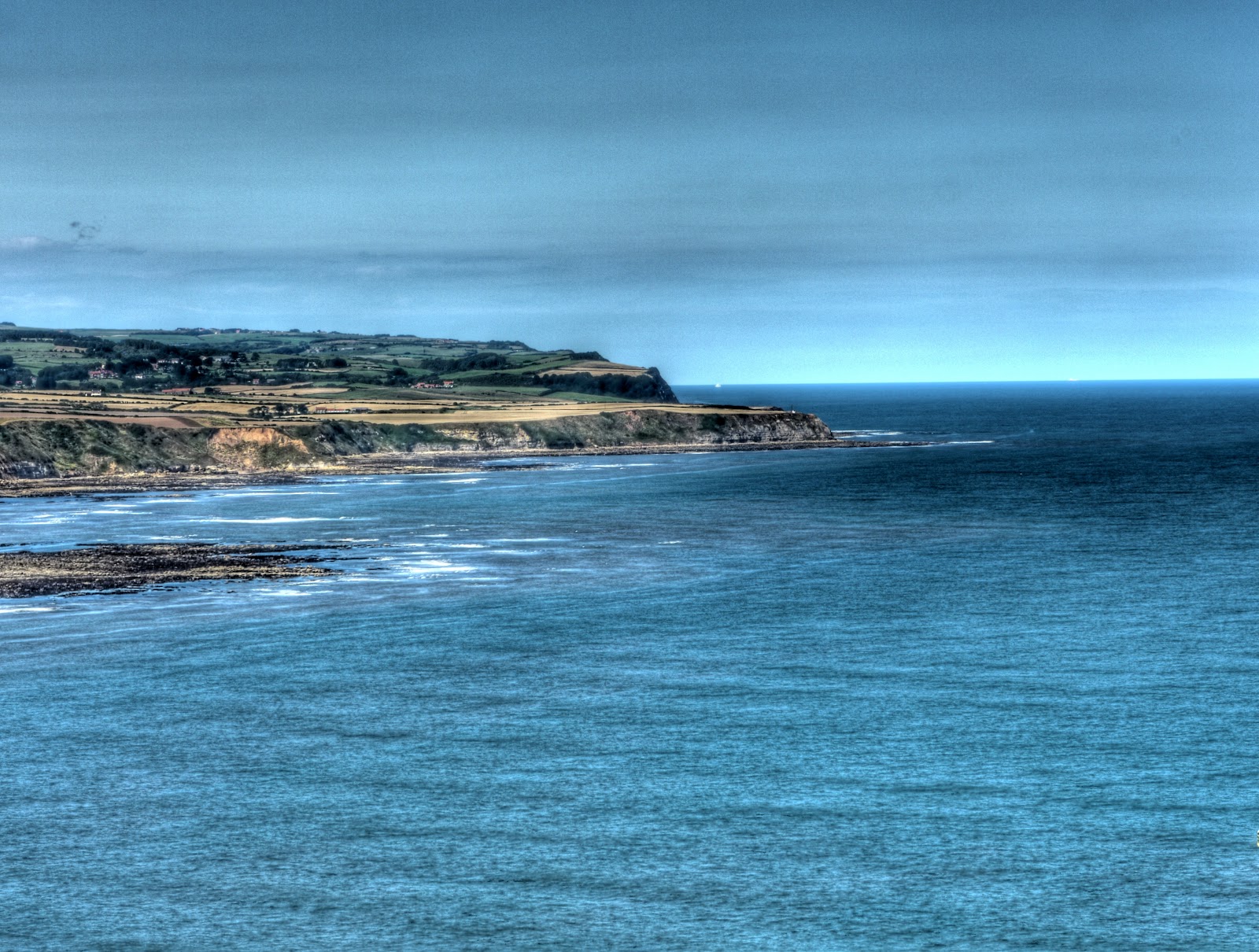 P1170299_3_4_5_6_7_8_tonemapped.JPG