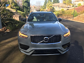 Front view of 2020 Volvo XC90 T6 R-Design