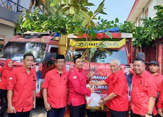 Hari Lahir Pancasila, PDIP NTB Kirim Seribu Pohon Buah untuk Rumah Ibadah