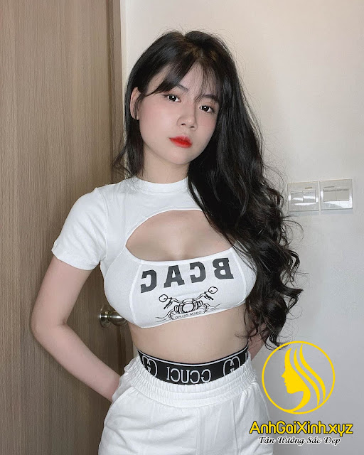 Top 40+ ảnh Phan Trang sexy - cô gái nóng bỏng đến lộ clip nóng.