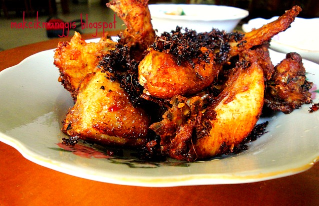 Jom masak, jom makan makan: Ayam Goreng Berempah.