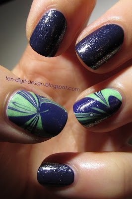water marbling manicure