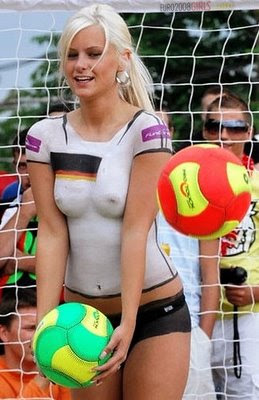 Fanatics Of Football Sexy Girls For World Cup 2010