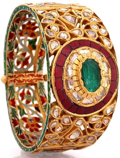 Entice Taraash- Kundan Polki Cuff with Emerald, Rubies Enamelled back