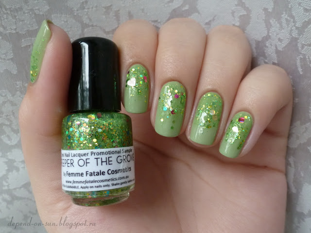 Femme fatale cosmetics Keeper of the grove & Essie Navigate her