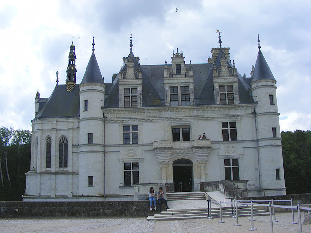 Chateau of Chenonceau during Covid19 restrictions.  Indre et Loire, France. Photographed by Susan Walter. Tour the Loire Valley with a classic car and a private guide.