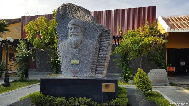 Kwiatkowsky Square with monument dedicated to Polish architect Kazimierz Kwiatkowsky who who lived in Viet Nam for 16 years and helped popularise the ancient town of Hoi An.