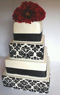 Wedding Cakes in Black & White