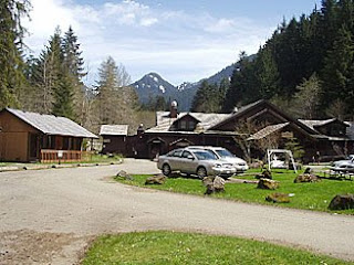 Soll Duc Hot Springs Parking Lot