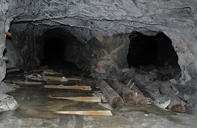 Mina abandonada en Siberia Abandoned mine in Siberia