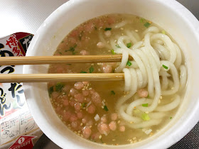 【寿がきや】だし名人 博多風あごだしうどん〔カップ〕