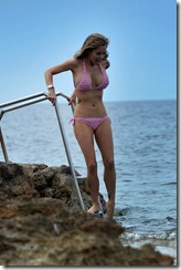 Jessica-Jane-Clement-Busty-Bikini-Pictures-On-Ibiza-Beach-06