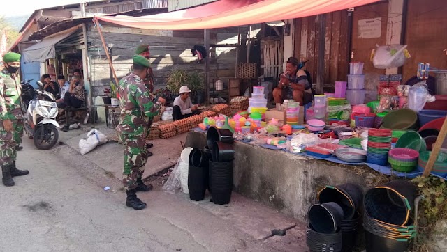 Tak Pernah Bosan Personil Koramil 06/Singkarak Himbau Masyarakat Terapkan Protokol Kesehatan